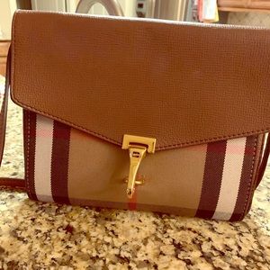 Burberry Crossbody purse